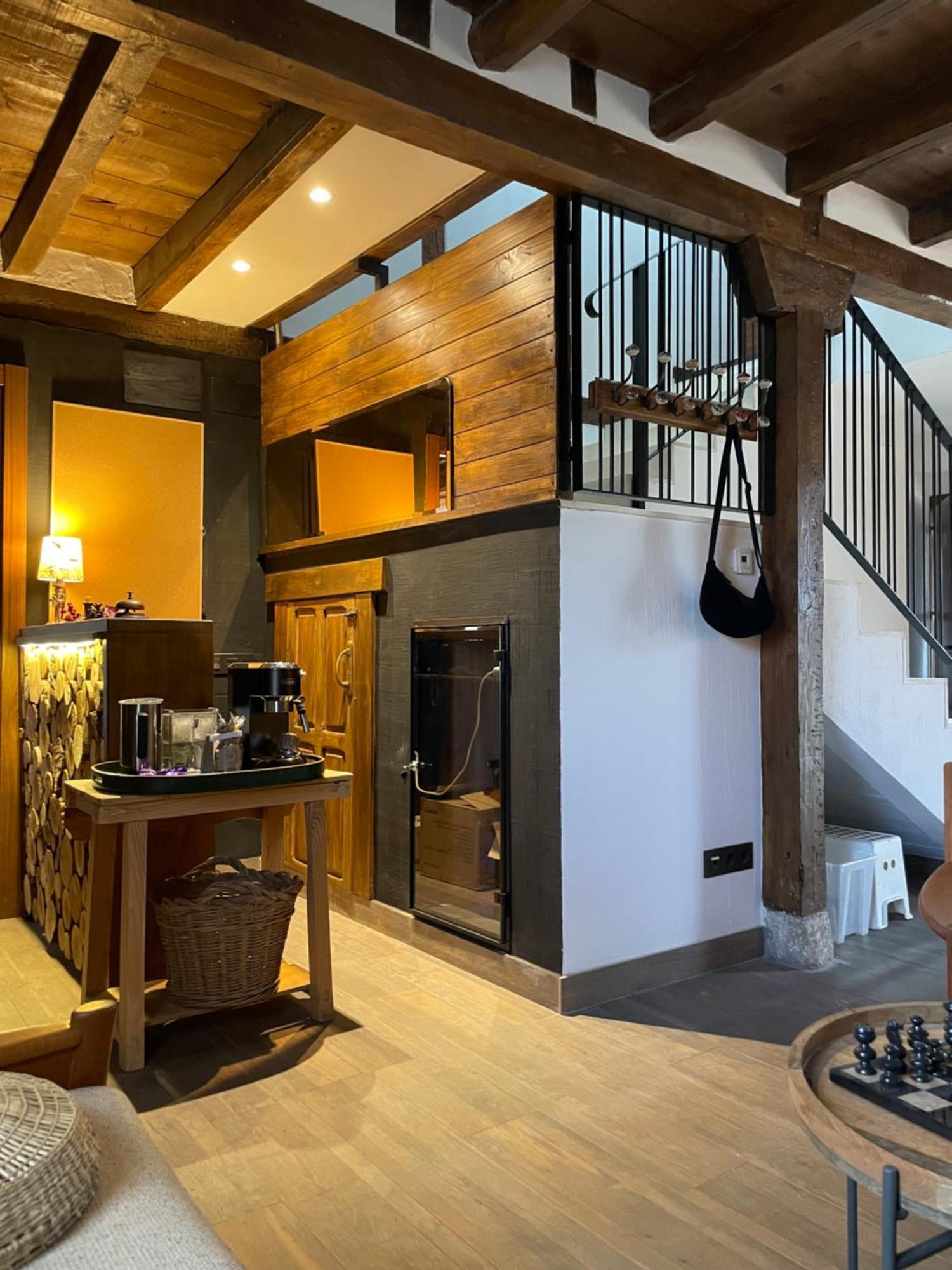 La Casa Del Cantero Pinilla del Valle Eksteriør billede
