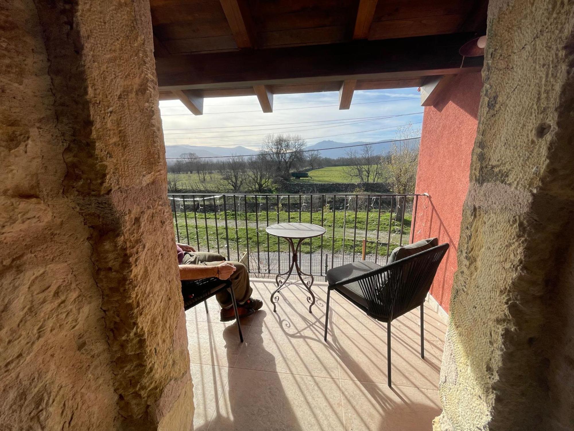 La Casa Del Cantero Pinilla del Valle Eksteriør billede