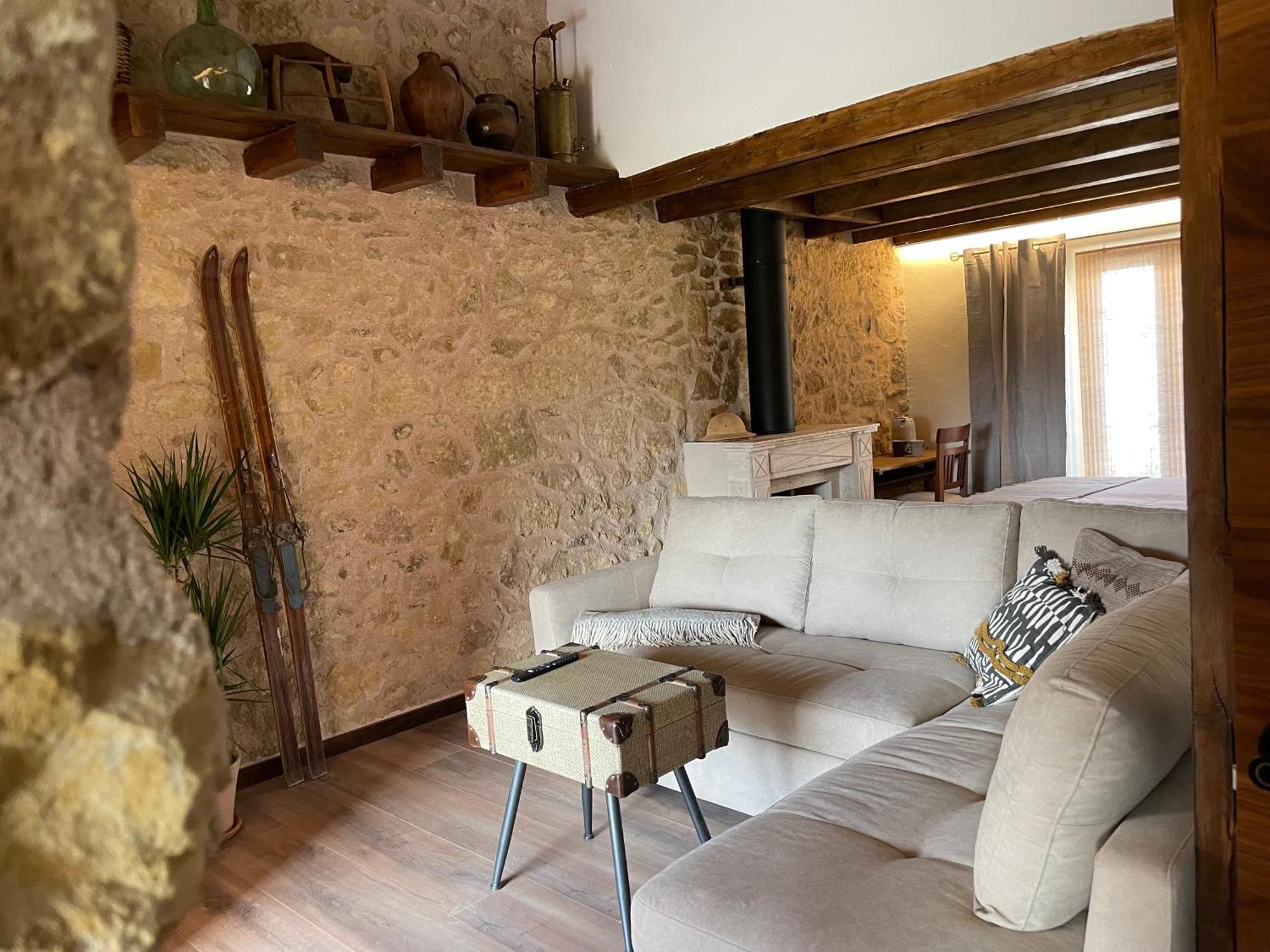 La Casa Del Cantero Pinilla del Valle Eksteriør billede